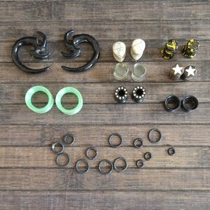 Gauges Assorted Small Lot Of 8